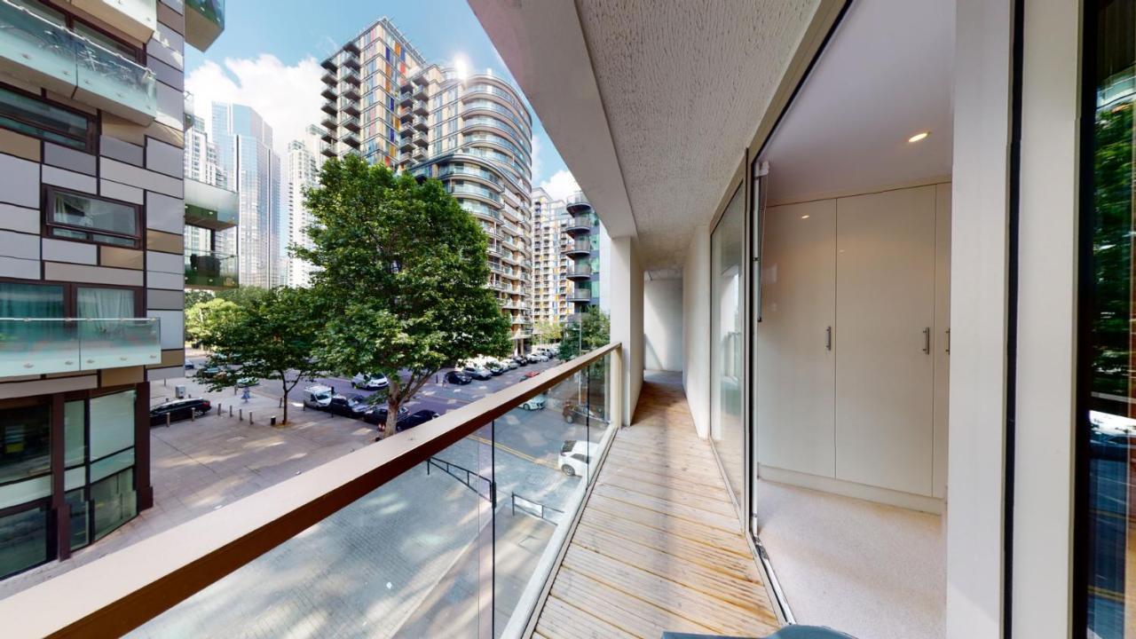Lanterns Way At Canary Wharf By Mysquare London Luaran gambar